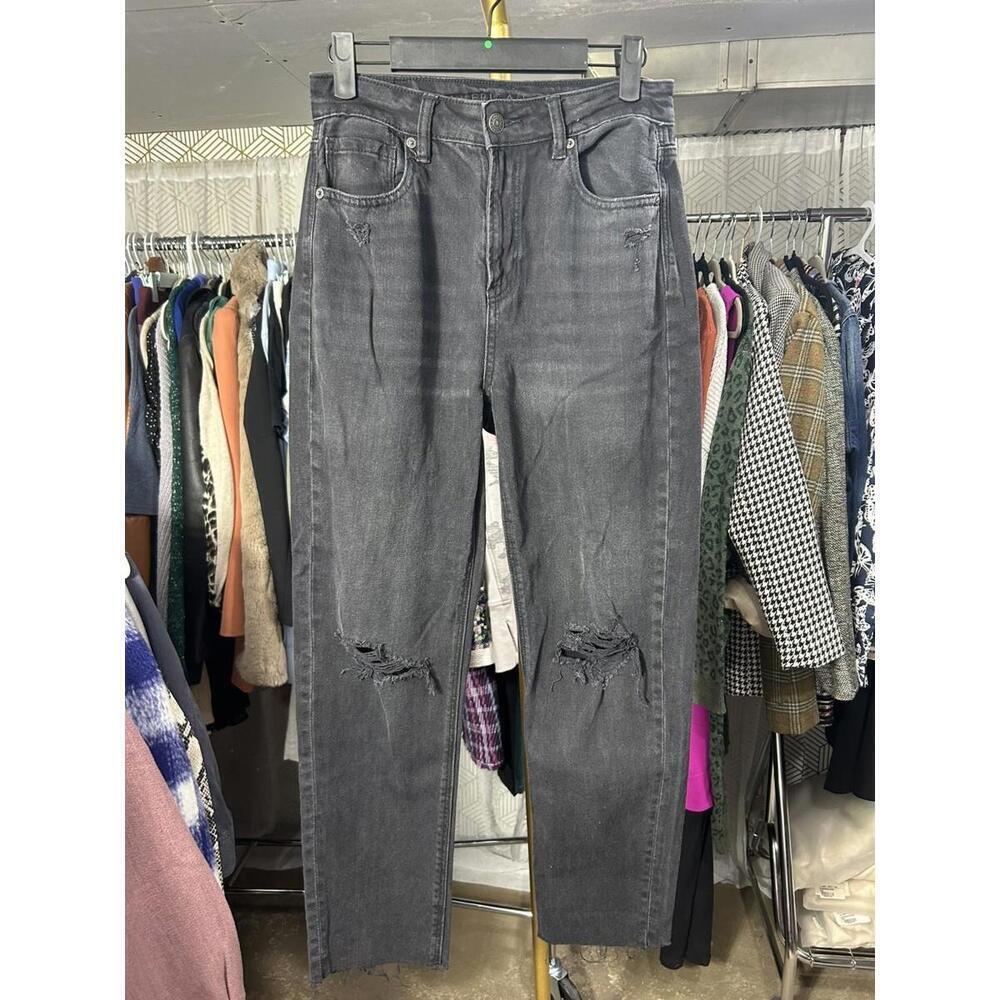 American Eagle Black Ripped Comfort Stretch Waistband Mom Straight Jeans Sz2 Reg